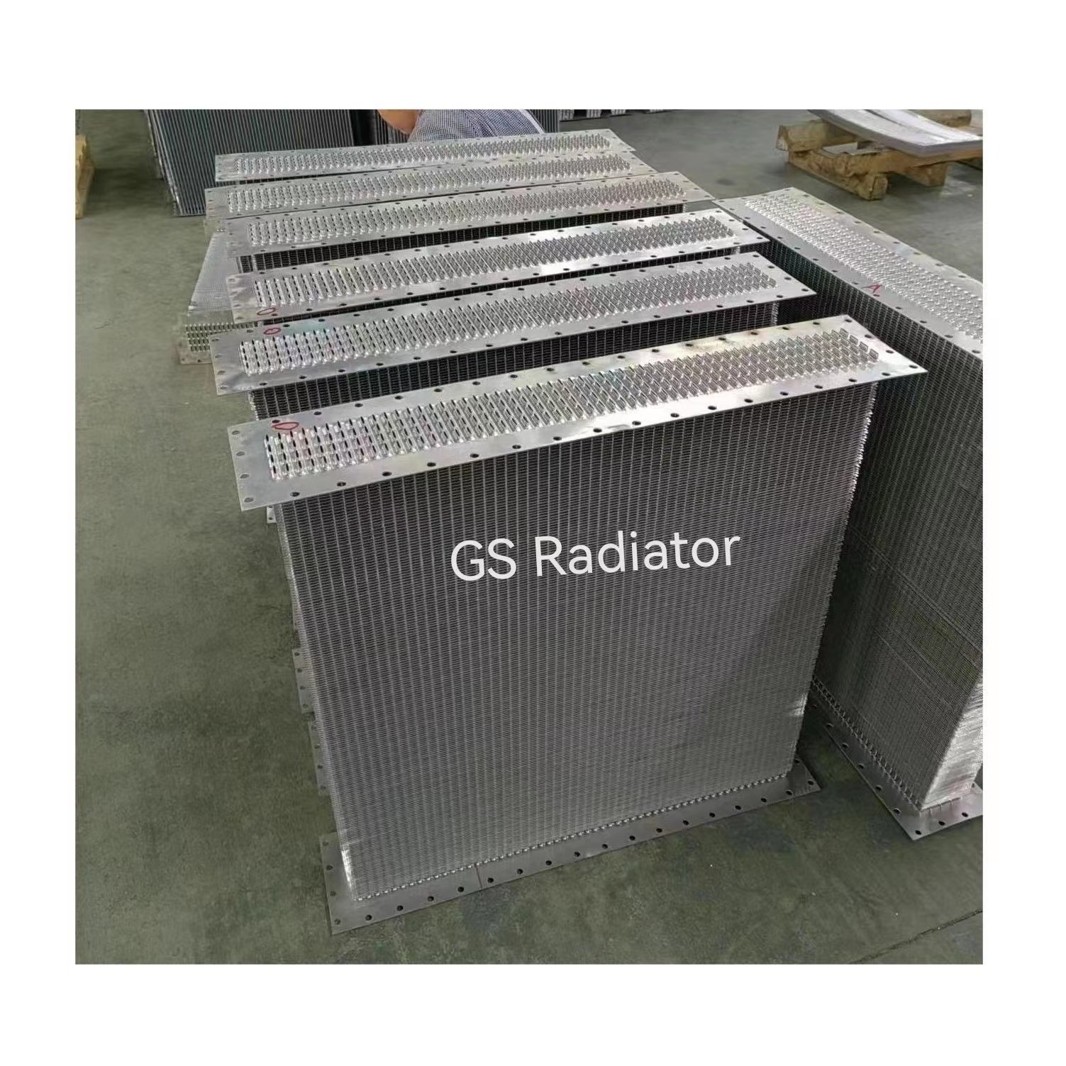 Supplier Wholesale Vehicle Engine Cooling Radiator Core Aluminum Copper Made Zigzag-fin Flat-fin 2 3 4 5 Rows Radiator Parts